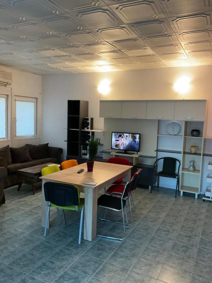 Complex Pria Leilighet Două Mai Eksteriør bilde